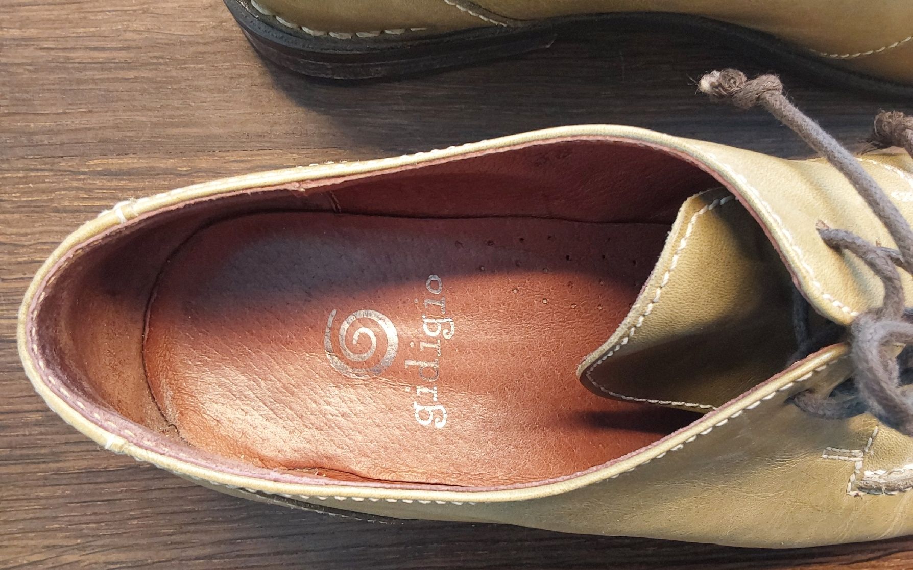 Scarpe da donna: Halbschuhe gidigio oliv 38 – Usato da Köniz venduto da scopello12 3