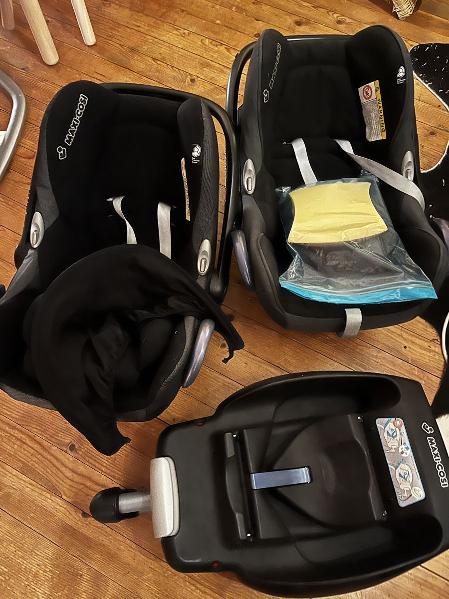 Maxi-Cosi Seggiolini per auto: 2 Maxi Cosi, CabrioFix mit EasyBase – Usato da Dittingen venduto da PaulBommel 1