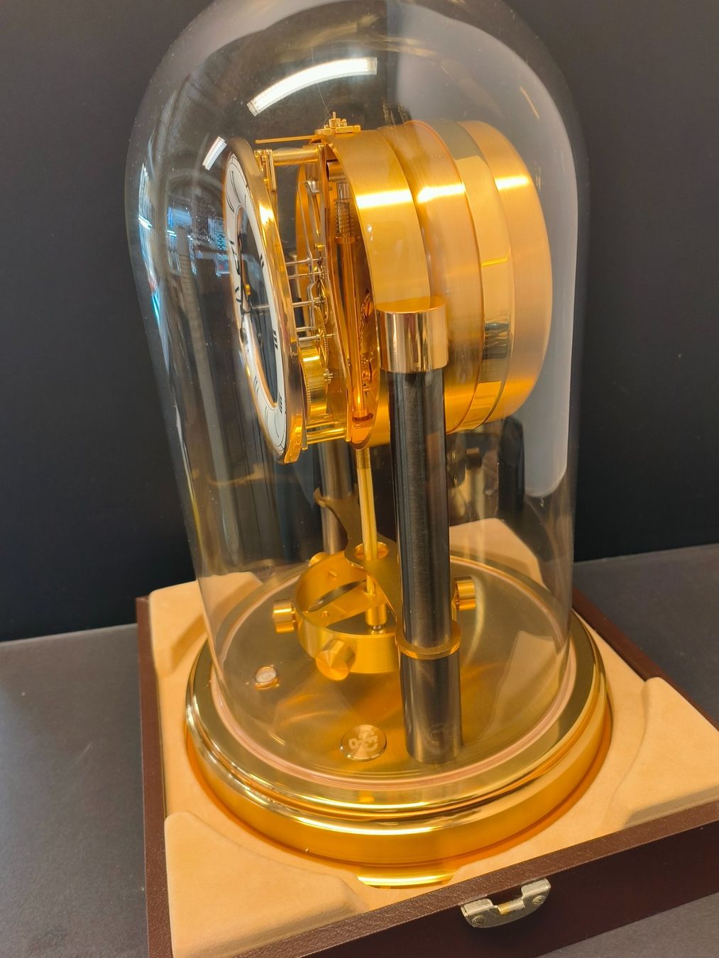 Jaeger-Lecoultre Stand- & Wanduhren: Jaeger-Lecoultre – Gebraucht aus La Chaux-de-Fonds von curtitswisswatches 3
