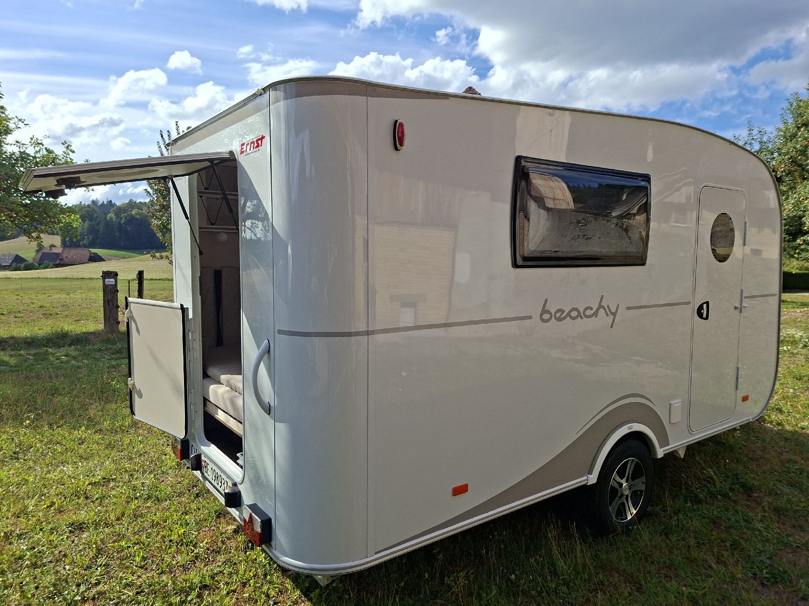 Anhänger: Wohnwagen Hobby Beachy 420 – Gebraucht aus Grünenmatt von Benu1989 1