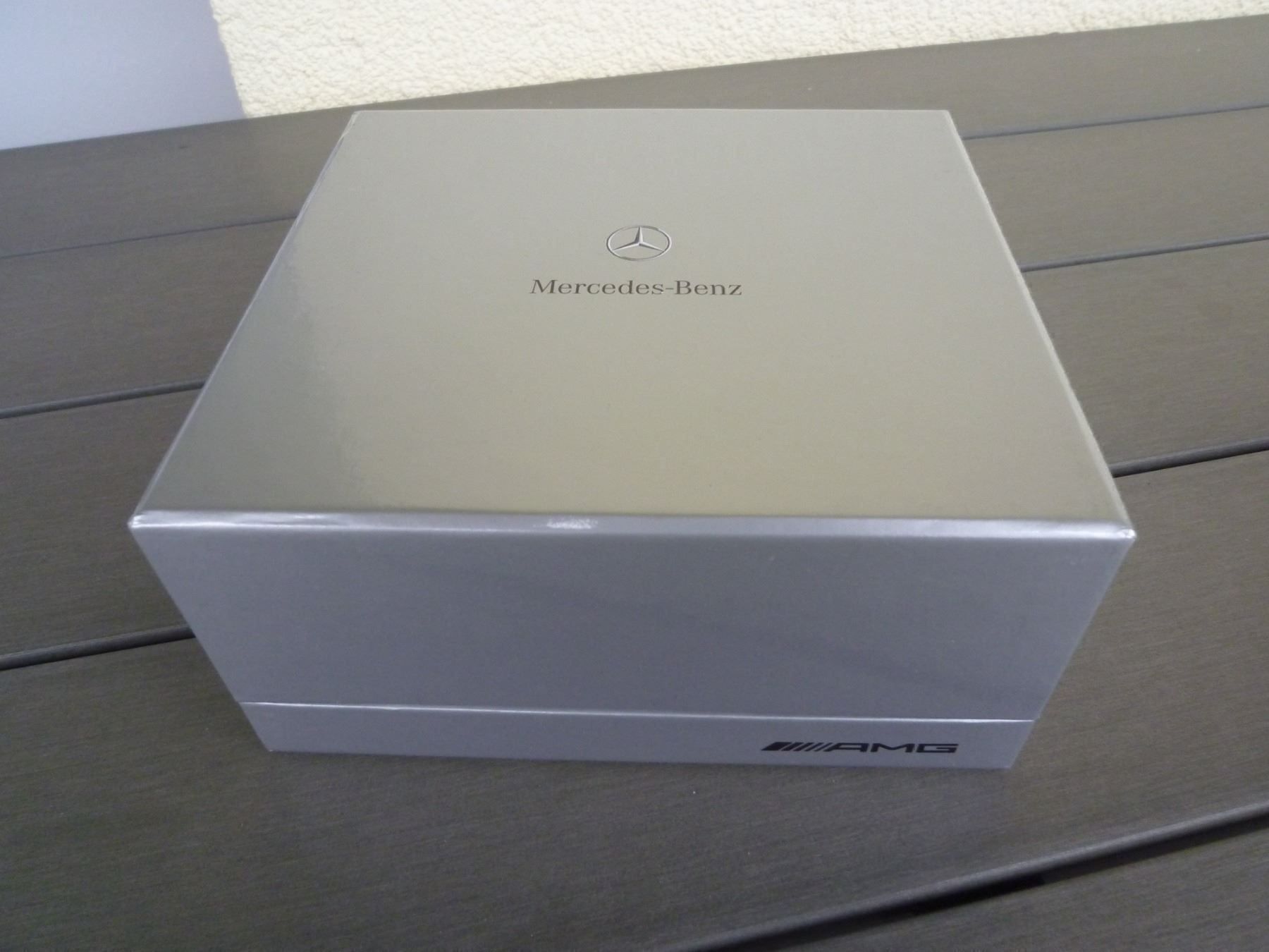 Mercedes-Benz Modellautos: Mercedes-Benz SLS AMG GT3 – Neu und originalverpackt aus Flawil von Imperiosud 7