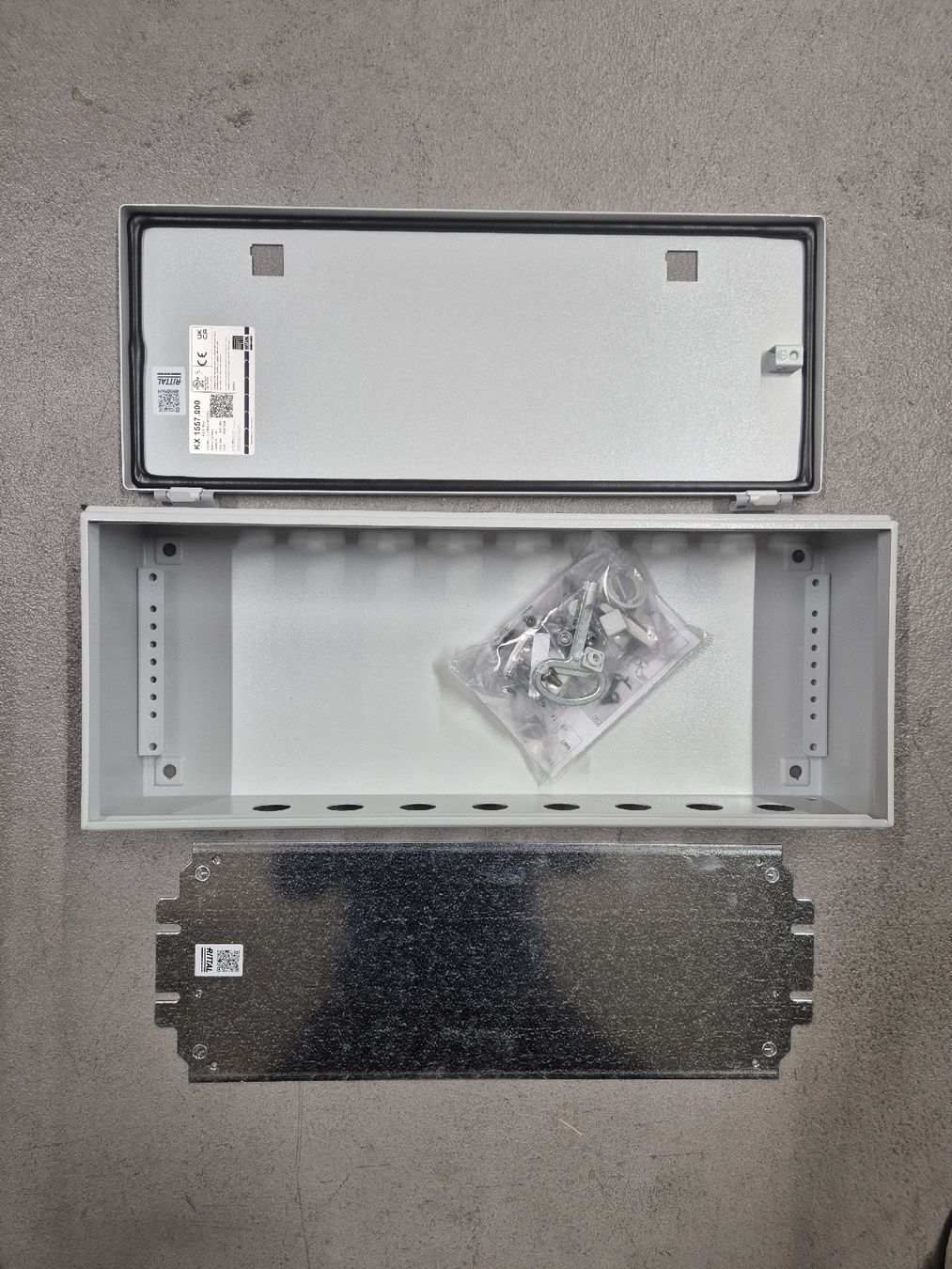Alimentazione elettrica: Rittal E-Box KX1557.000 Robuster Elektro Verteilerkasten – Nuovo (secondo la descrizione) da Thalwil venduto da Moritz.A 2