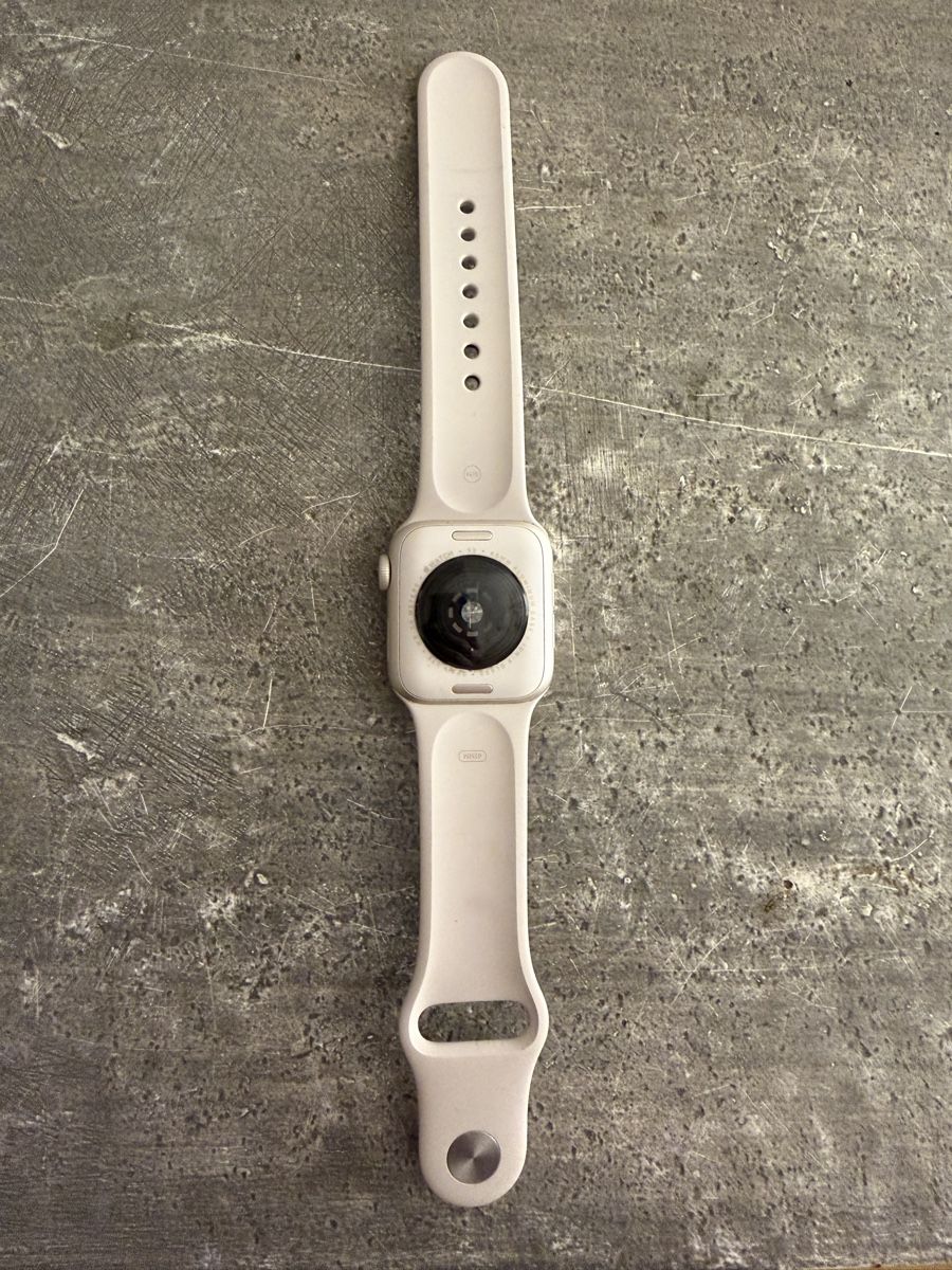 Apple Smartwatch: Apple SE 40mm Alu S/M – Usato da Kleinlützel venduto da StephanieZinder 4