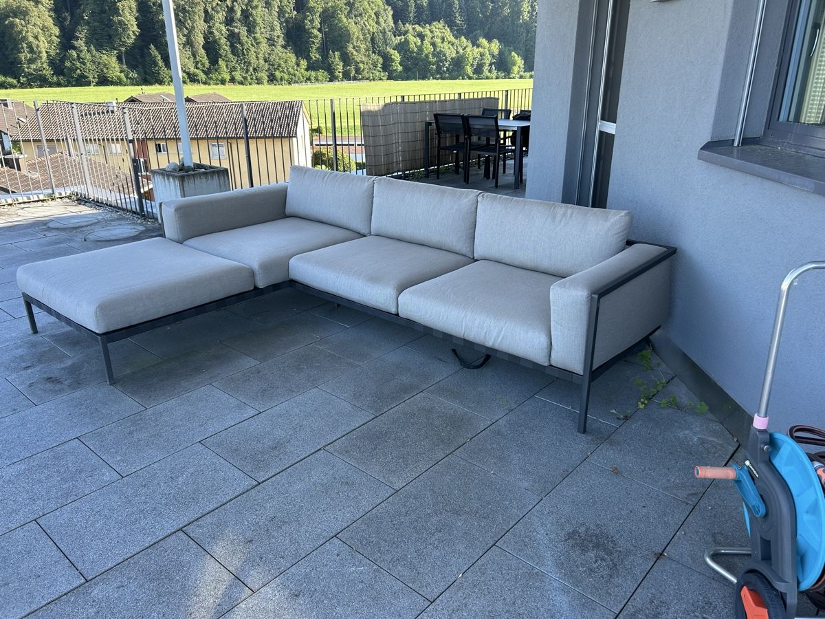 Divani: Ecksofa Outdoor grau, guter Zustand – Nuovo (secondo la descrizione) da Freienbach venduto da LisaK86 3