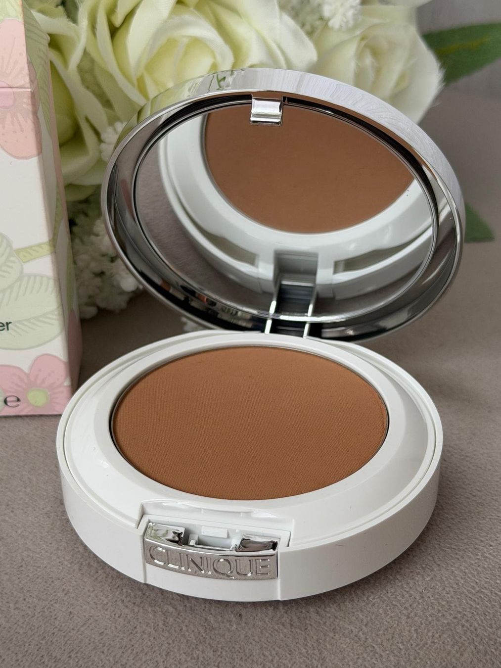 Clinique Make-up: Make Up Clinique Beyond Perfecting NEU – Nuovo e nell'imballaggio originale da Dänikon ZH venduto da tug_m9b6 2
