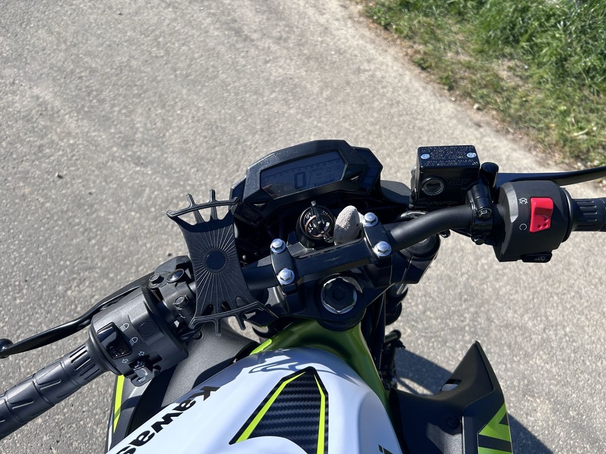 Kawasaki Strasse: Kawasaki Z125 – Gebraucht aus Rickenbach SO von sophia.f 6