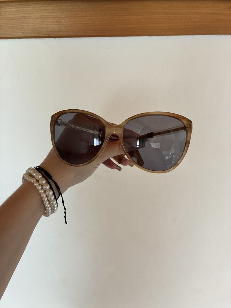Chanel Lunettes & Verres: Lunettes Chanel – D'occasion à Granges VS par Oliviaaaaaa