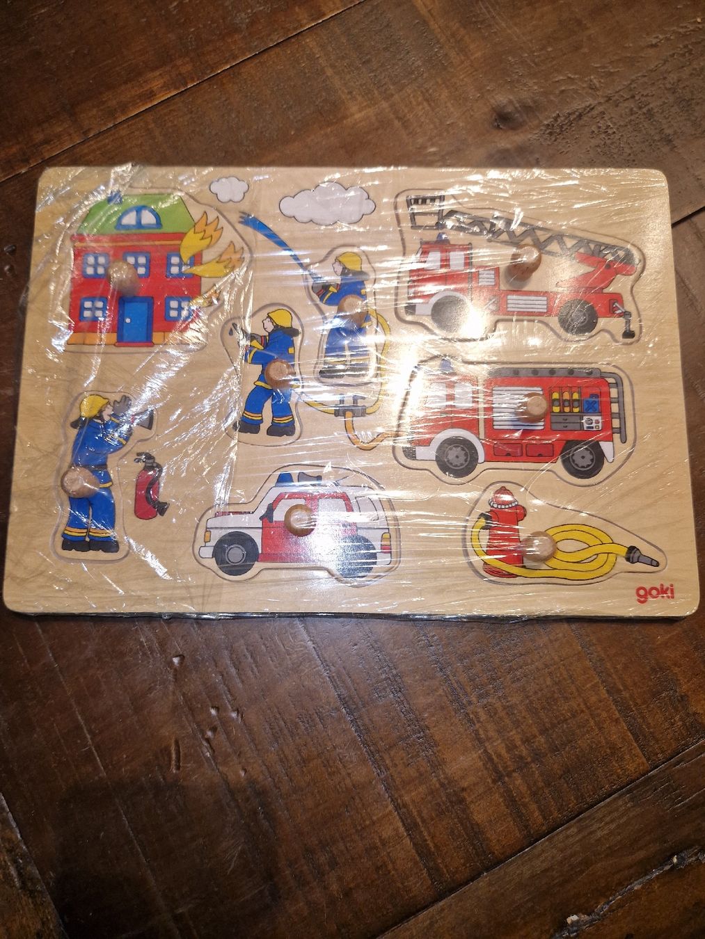 Puzzles: Goki Holzpuzzle Feuerwehr – Gebraucht aus Rain von -LUMA-