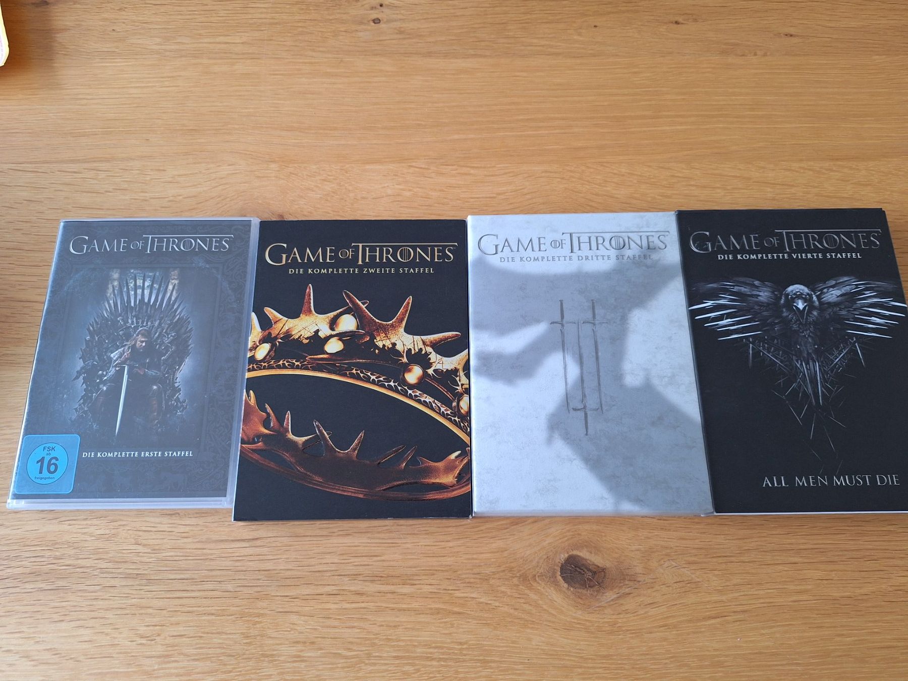 Tutti i DVDs: Dvd Game of Thrones Staffeln 1-4 – Usato da Wanzwil venduto da chlinih93