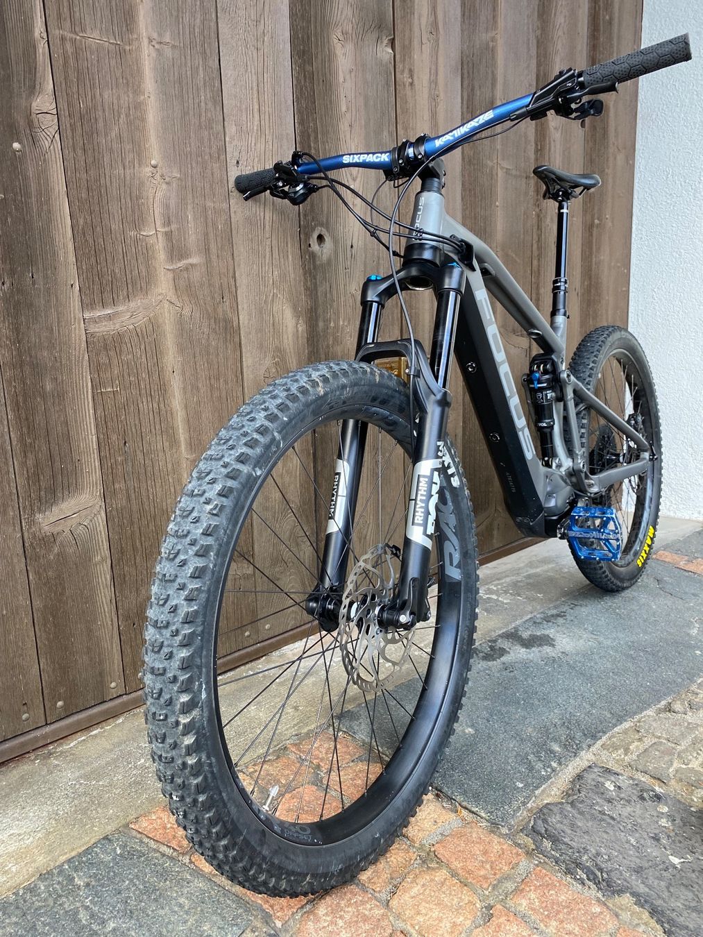 Focus Biciclette: Focus Jam2 6.8 Plus grey matt/black matt (2019) – Usato da Lungern venduto da Gjump
