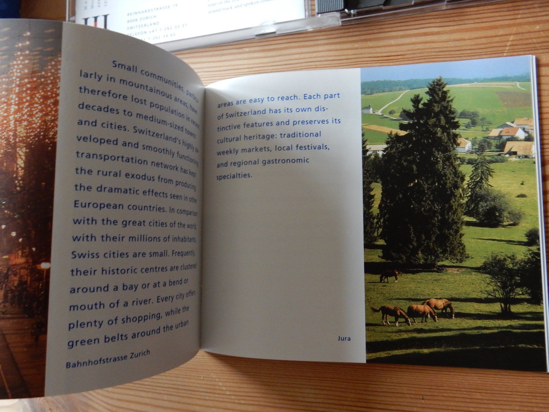 CD & DVD vergini: Luftfotografie der Schweiz - CD-Rom in Geschenkpackung – Nuovo (secondo la descrizione) da Jona venduto da JOberg_25 4