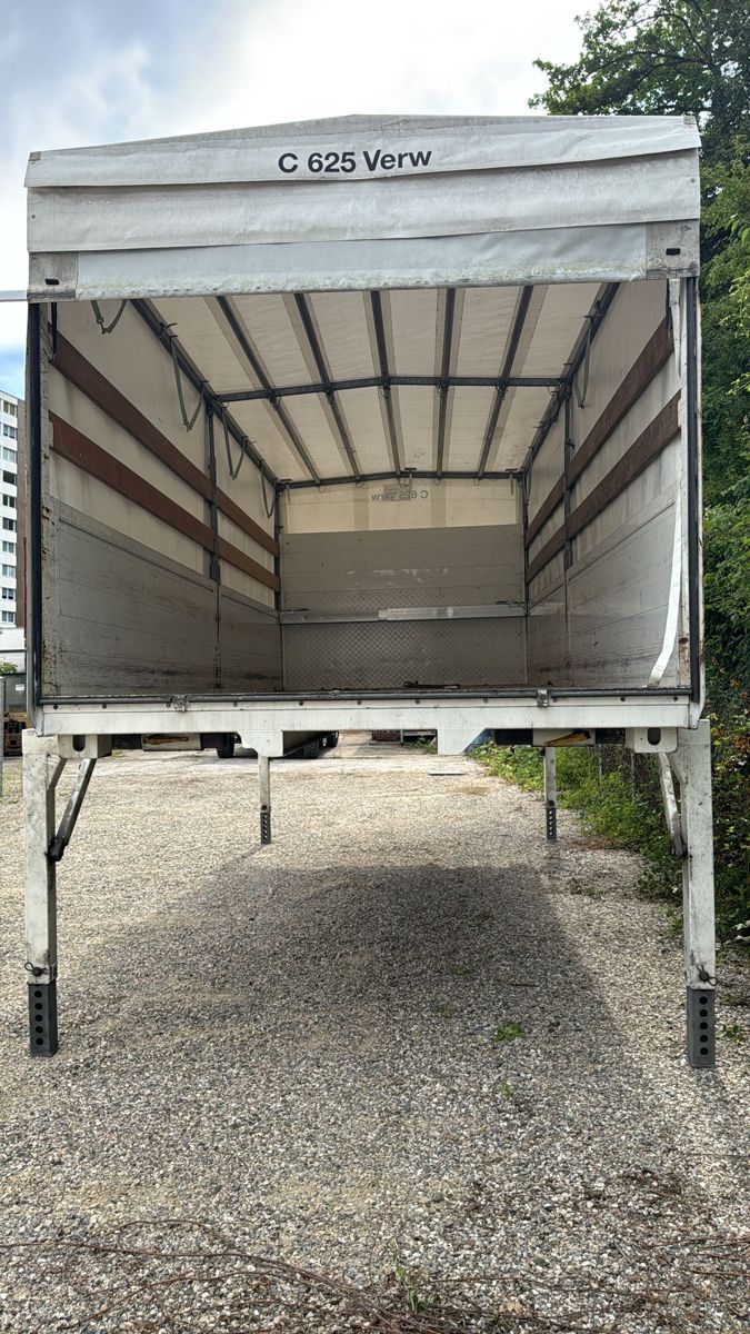 Conteneurs de construction: Wechselpritsche – D'occasion à Pfaffnau par Gerbertrans 1
