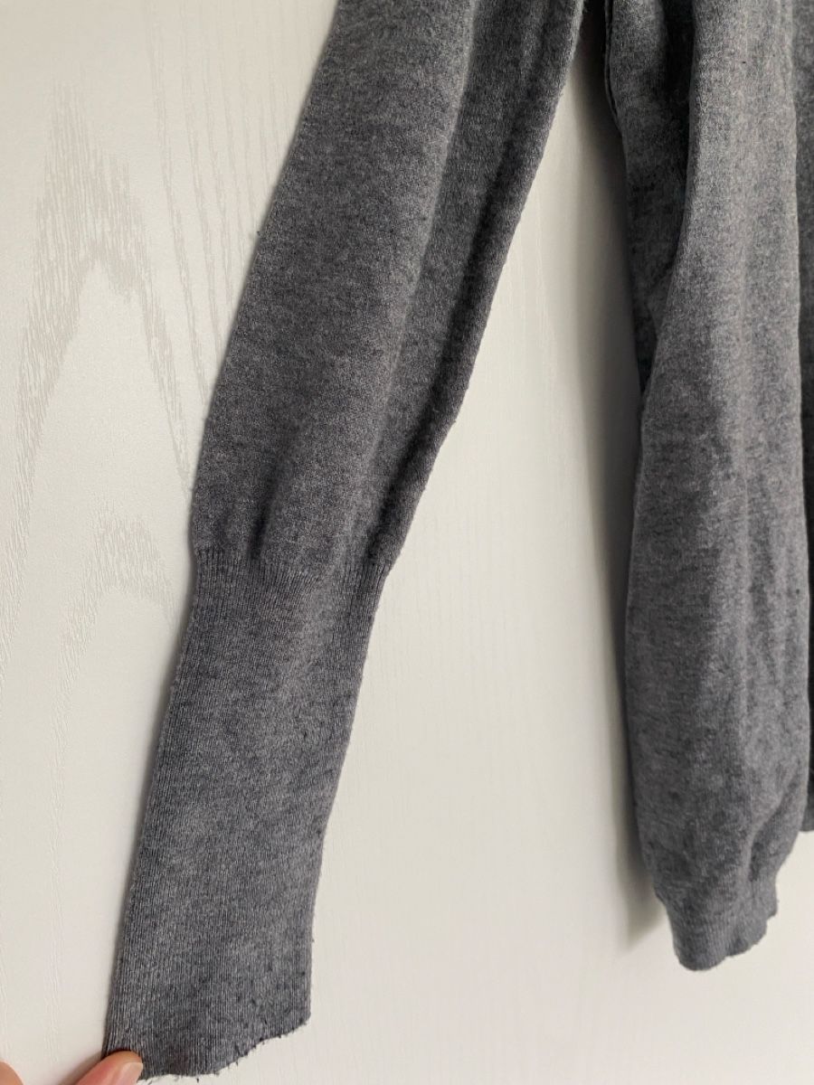 Pullover & Sweatshirts: Grauer Pulli mit seitlichen Knöpfen Gr. M/L – Gebraucht aus Dübendorf von chlinibetris 3