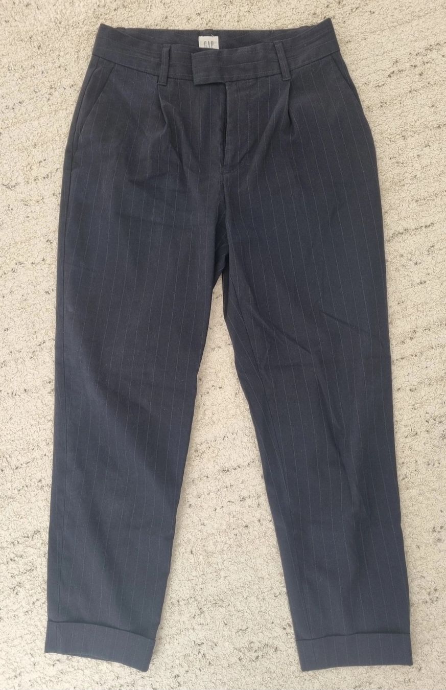 Pantalons: Pantalon "GAP" - taille S – D'occasion à Vevey par Renka2011
