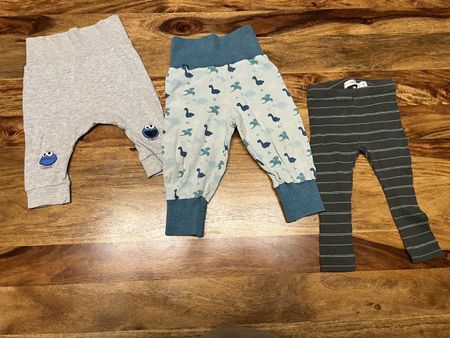 leichte Babyhose / Pumphosen im Set