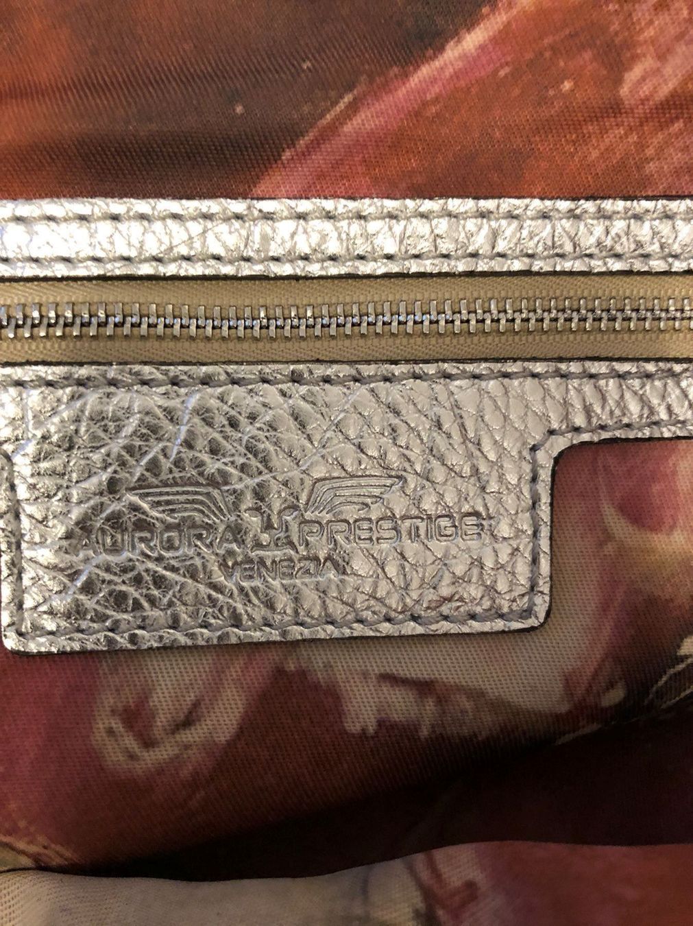 Borse da donna: Echtleder Tasche, Klatsch/ Silver – Nuovo (secondo la descrizione) da Uznach venduto da bmw-girl 9