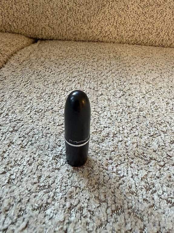 Mac Cosmetics Make-up: Mac Mini Lippenstift Dubonnet – Nuovo (secondo la descrizione) da Dietikon venduto da Prelovedpearls 1