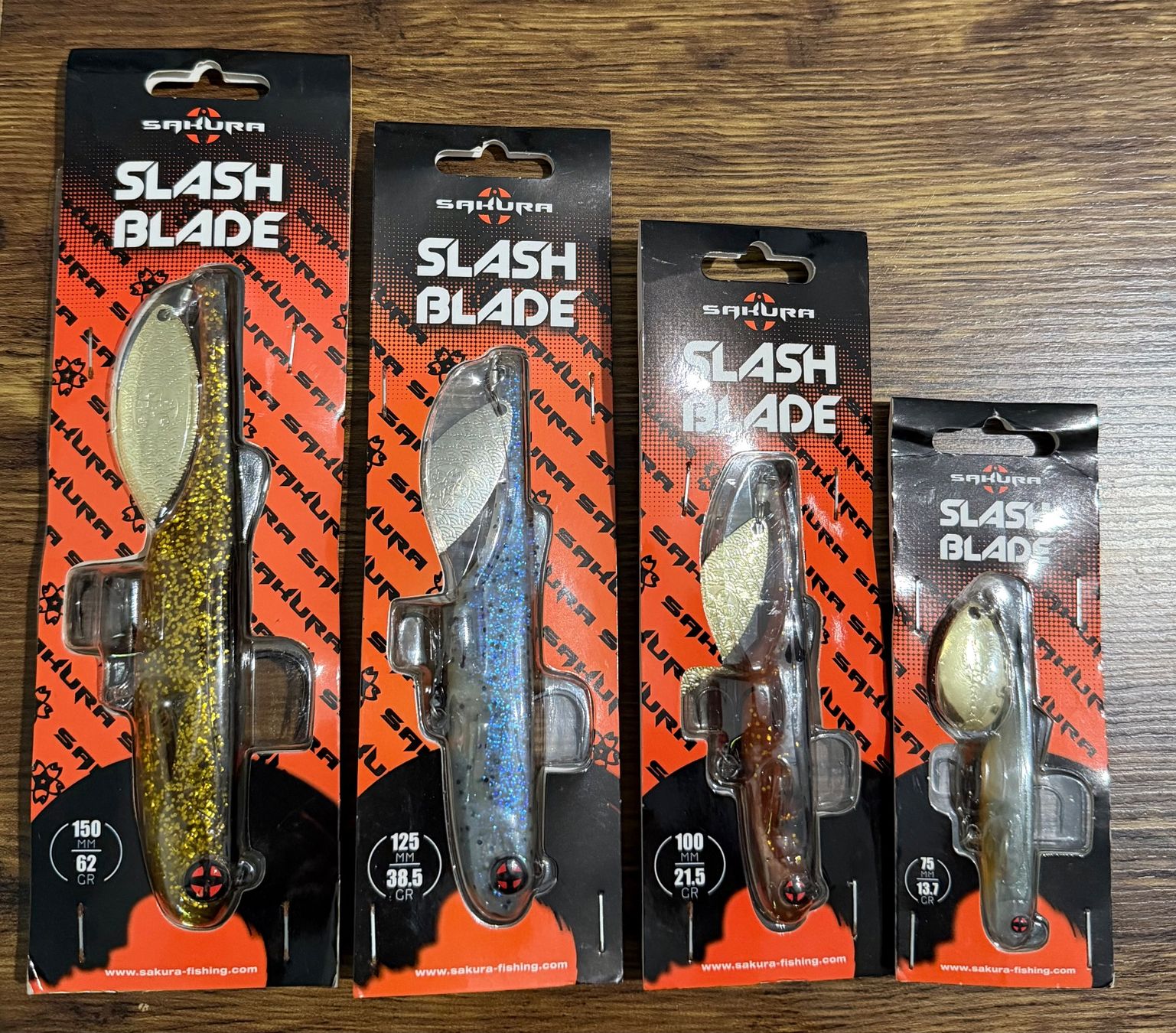 Esche: Sakura Slash Blade 4er Mixset - Set 9 – Nuovo e nell'imballaggio originale da Widnau venduto da Fishingtackle_Oggy