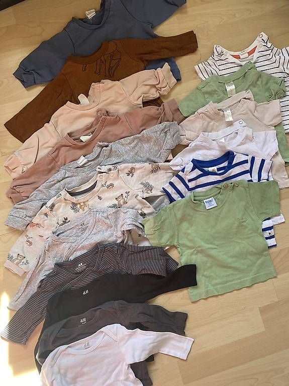 Lotti di vestiti: Kleiderpacket Gr. 62 – Usato da Winden venduto da lar_dy92 1