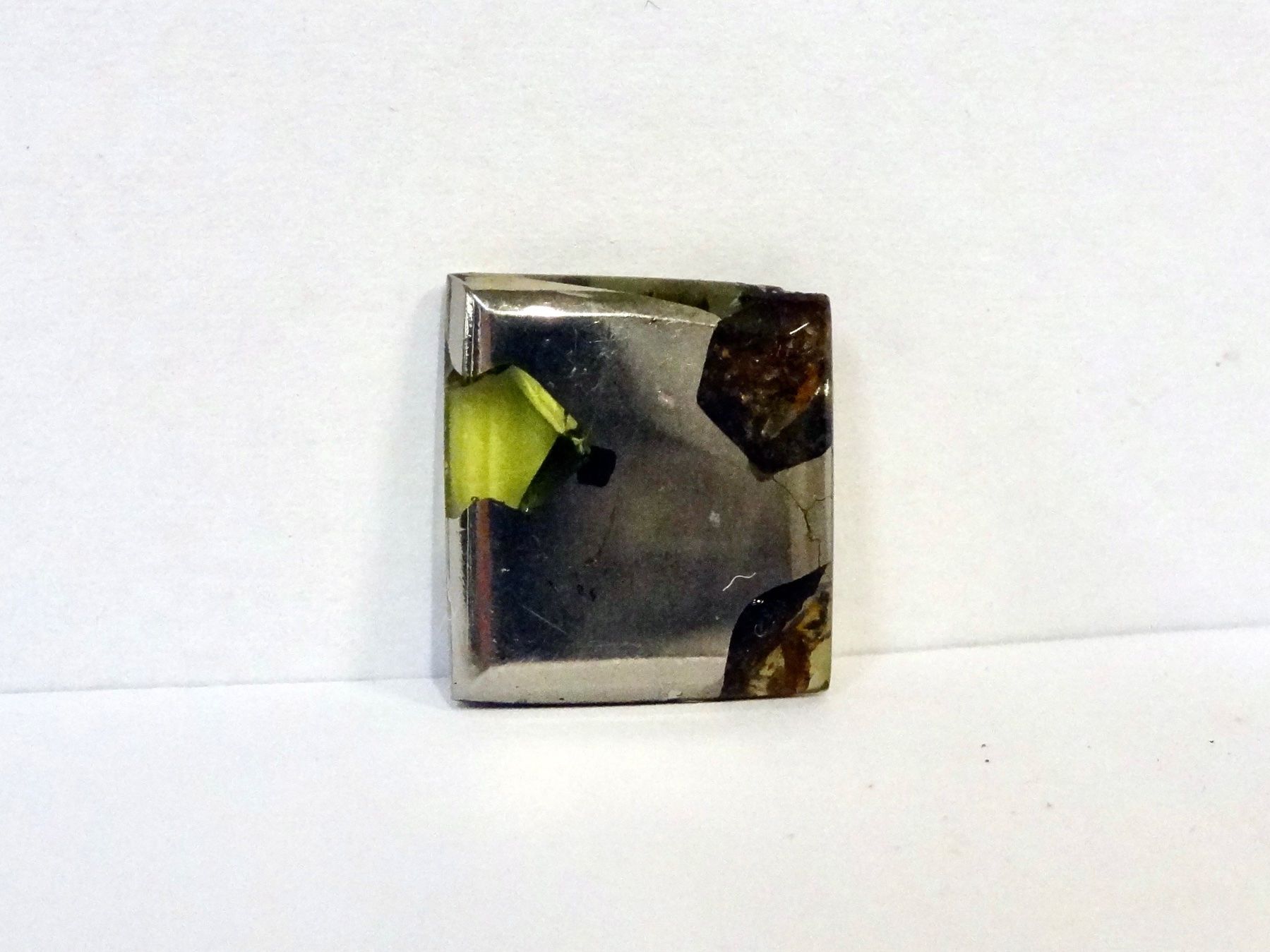 Minéraux & Lithothérapie: Meteorit PALLASIT Eisen-Stein-Meteorit ESQUEL ARGENTINIEN – Neuf (Voir description) à Kerzers par djstarsky73