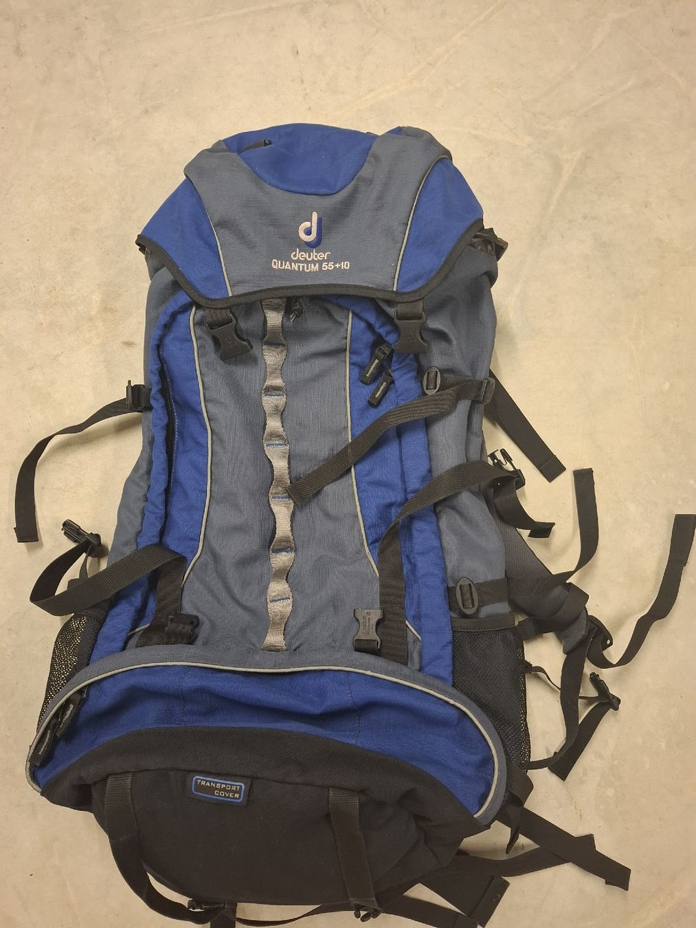 Deuter Zaini: Deuter Quantum 55+10 Rucksack blau  – Usato da Rüegsauschachen venduto da NelliB 1