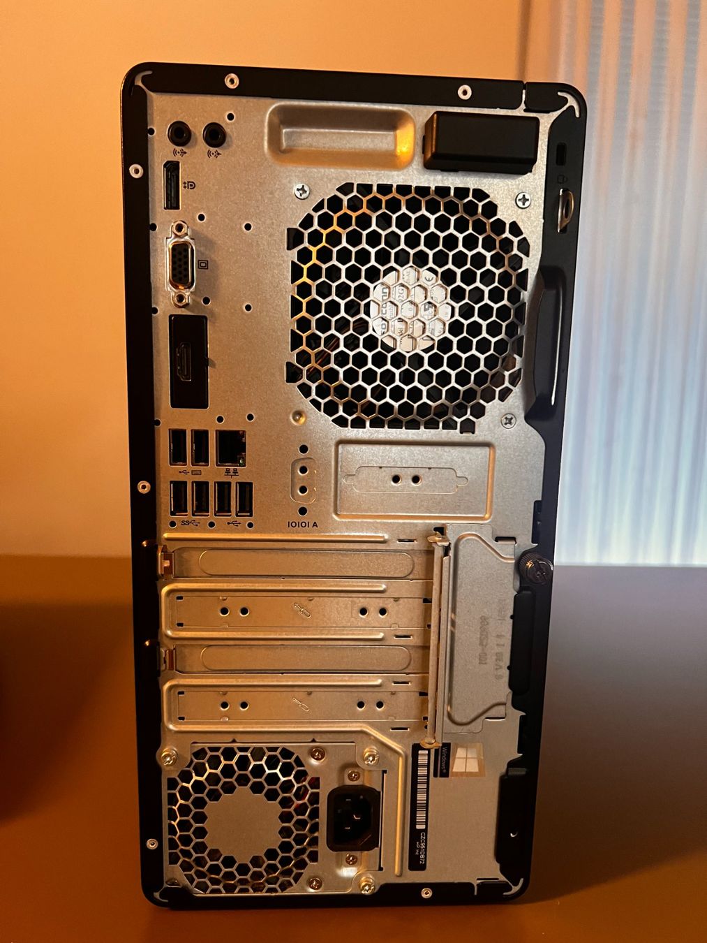 Hewlett Packard PC: HP ProDesk 400 G6 MT – Usato da Sarmenstorf venduto da nicokoechli 1