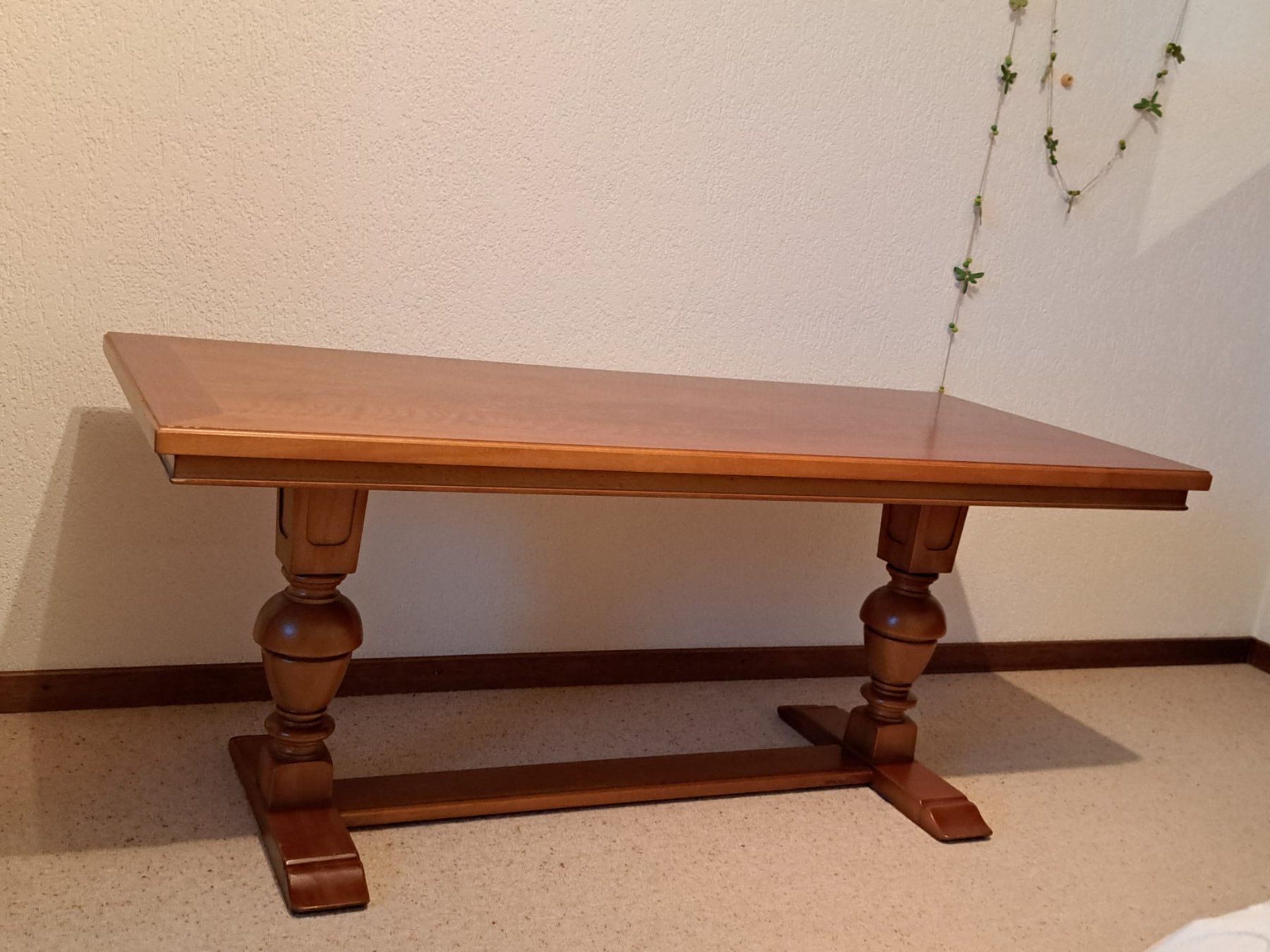 Tavoli: Clubtisch/Salontisch Holz – Usato da Zwingen venduto da steinbock222