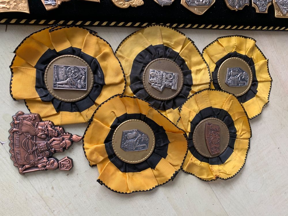 Aladine Stempelkissen Set 5-tlg | Metallic Farben Gold, Silber, Kupfer + Schwarz, Weiß