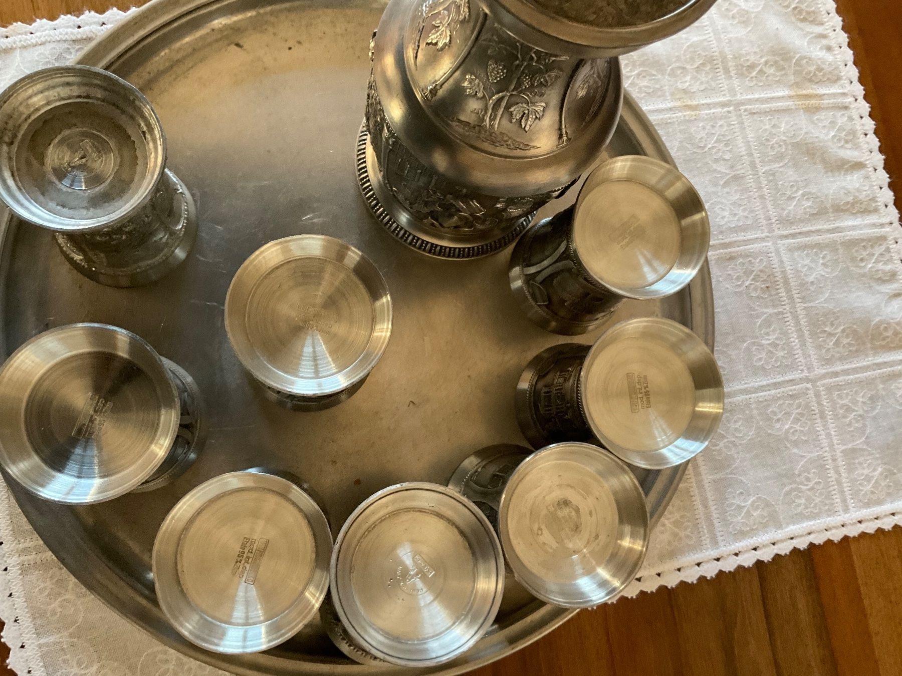 Caraffe: Set da vino in peltro vintage – Usato da Allschwil venduto da pcar25 5