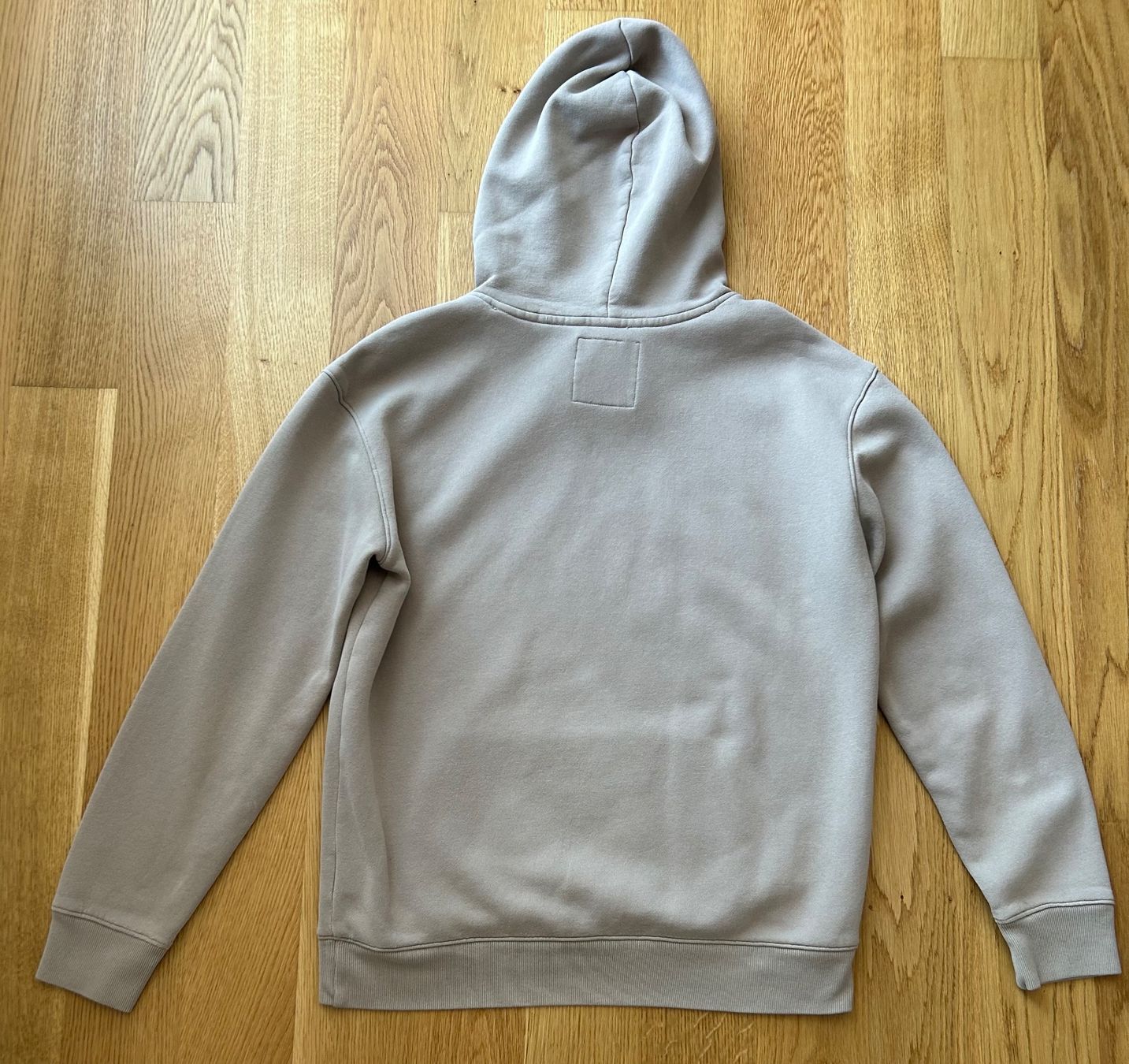Hollister Pulls & Sweat-shirts: Kapuzenpullover Hollister beige Grösse M – D'occasion à Altenrhein par _6sbw 1