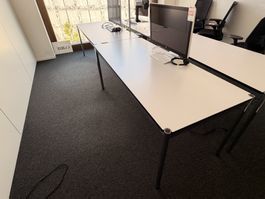2 USM Tische (Lot 250) 8304 Wallisellen
