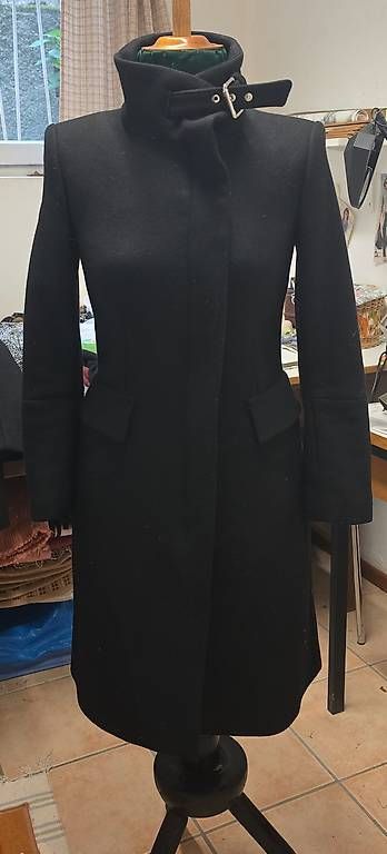 Cappotti: Mantello nero lungo ZARA – Usato da Breganzona venduto da gue_8q85 2