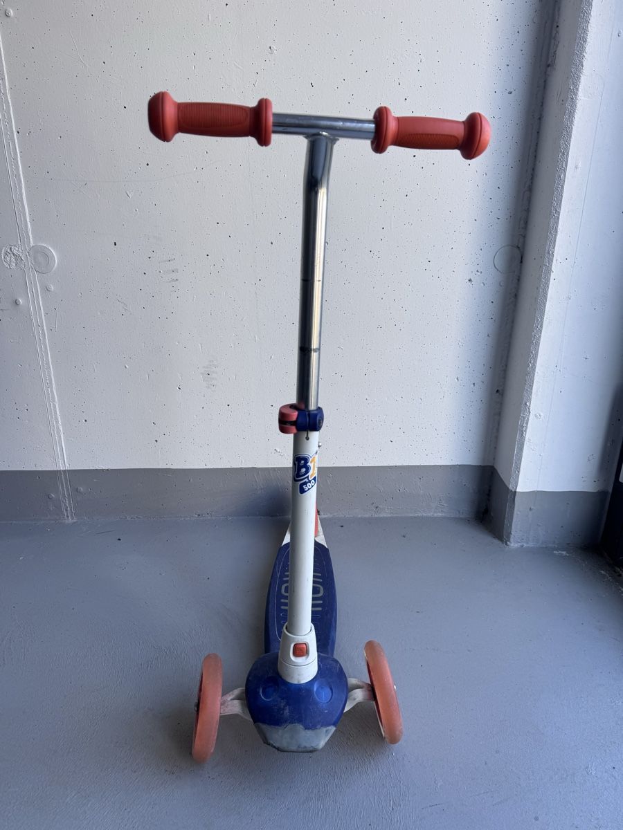 Oxelo Kickboard: SCOOTER TRETROLLER KINDER 3 ROLLEN – Usato da Feusisberg venduto da arm_l6k9 1