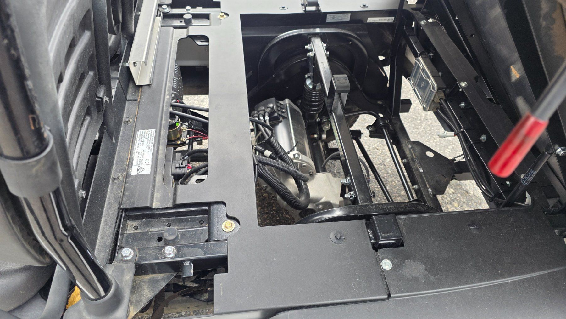 Veicoli elettrici: Yamaha UMX AC Elektro mit Strassenzulassung – Usato da Grenchen venduto da Mluka 7