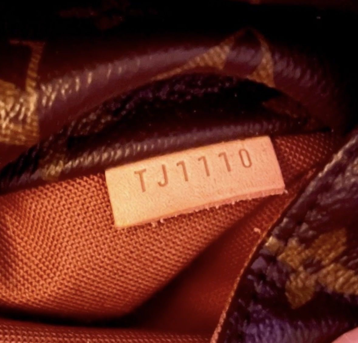 Louis Vuitton Taschen für Damen: Louis Vuitton Totally – Gebraucht aus Zürich von Naniiin 6