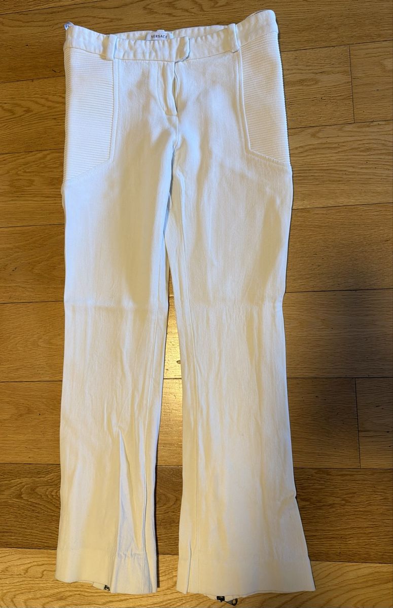 Hosen: Pantalon Versace taille 34  – Gebraucht aus Thonex von TropicalPlantsCorner