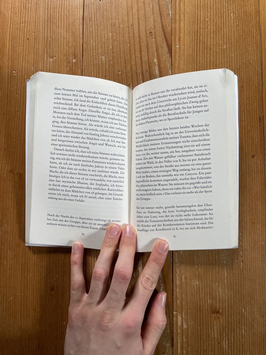 Libri: Annie Ernaux - Erinnerung eines Mädchens – Usato da Kriens venduto da Brunneti 2