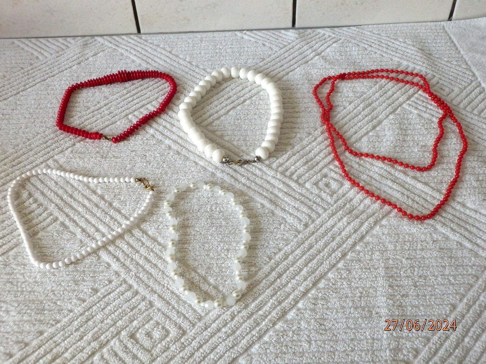 Autres bijoux: Plastiktäschchen mit gebrauchten Halsketten, Modeschmuck – D'occasion à Ueberstorf par dinbau 3
