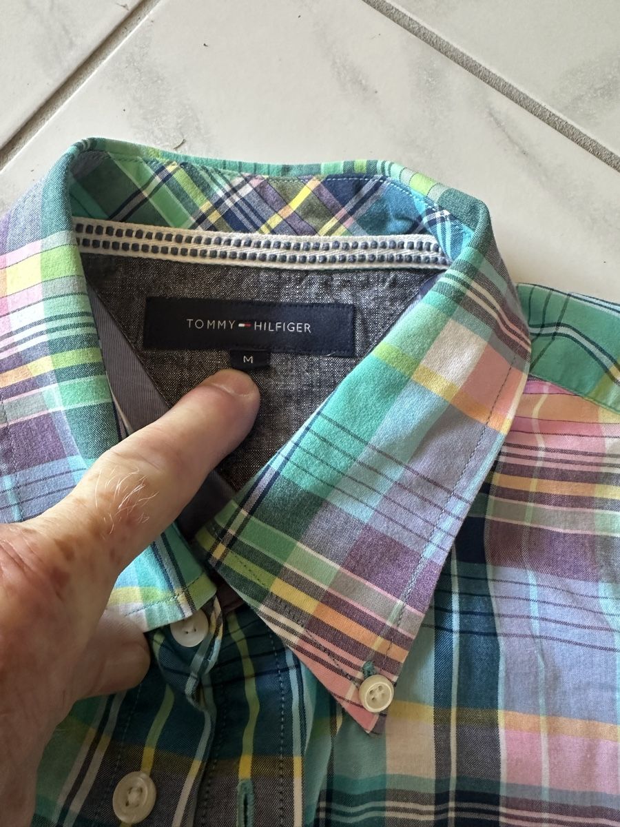 Tommy Hilfiger Camicie: Herrenhemd Hilfiger Gr. M – Usato da Oberengstringen venduto da Affeier0 1