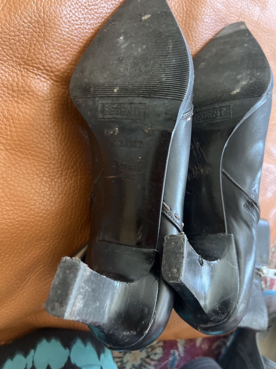Bally Scarpe da donna: Elegante Leder Stiefeletten von Bally – Usato da Basel venduto da oppo99 1