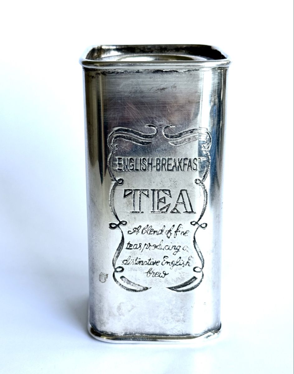 Contenitori & Simili: Vintage Teedose "English Breakfast Tea" versilbert  – Usato da Zürich venduto da Geniuss 1