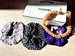 SET 3 HAARGUMMI NEU KETTE UND CHANEL SACK SCRUNCHIE TOP