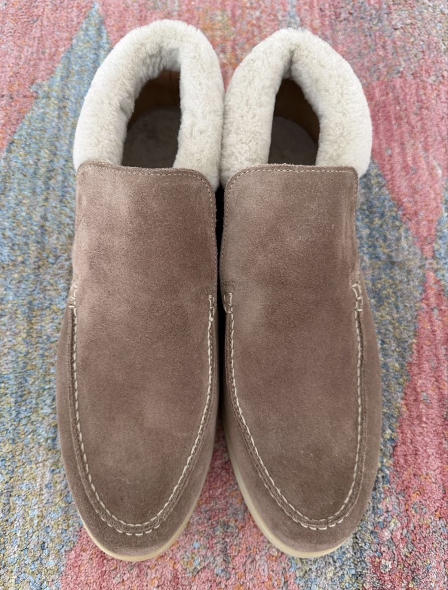 Scarpe da donna: Aurélien citi loafers with fur inside  – Nuovo (secondo la descrizione) da Lausanne venduto da Loyal_8 3