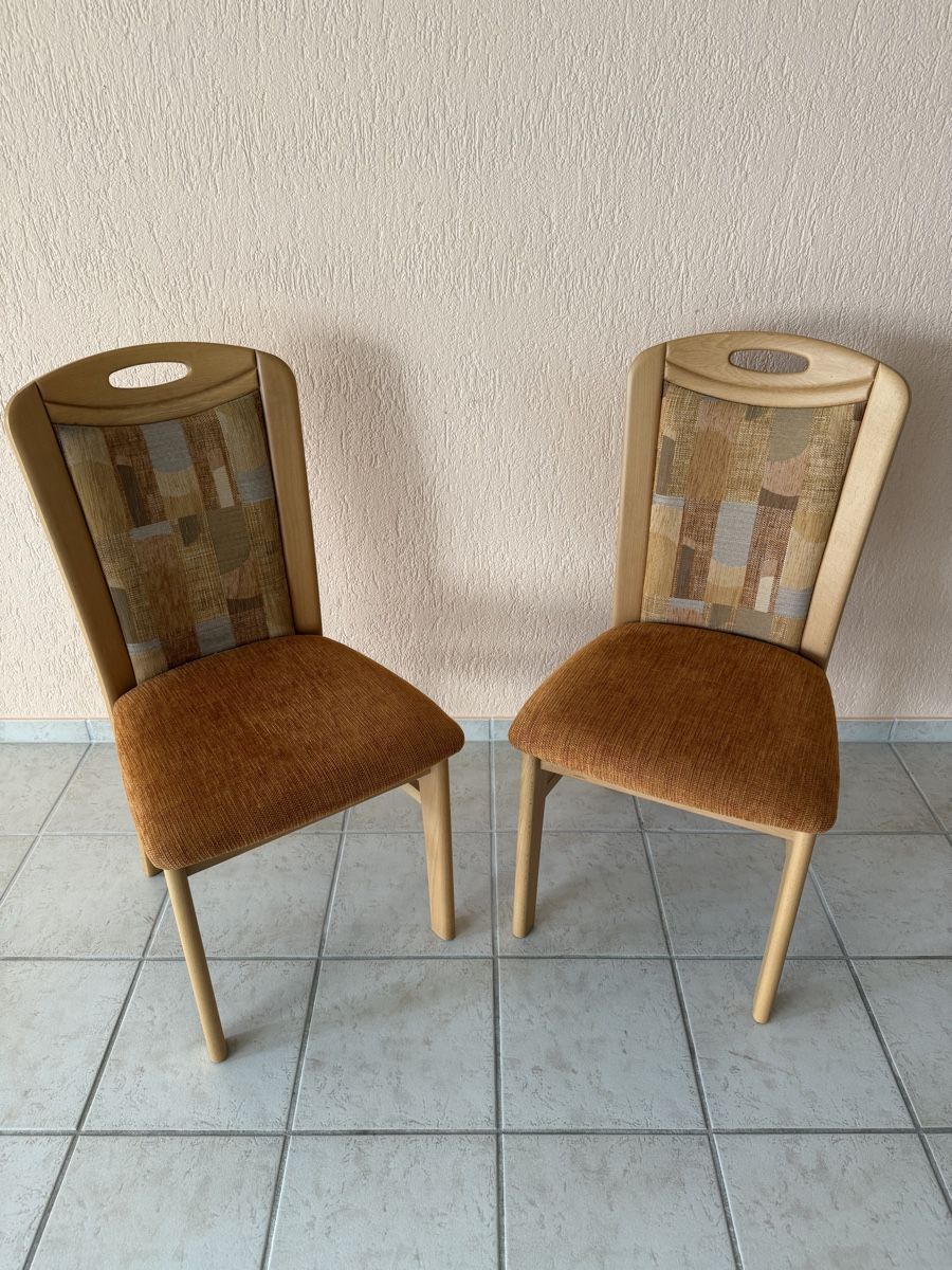 Chaises: 2x Stuhl – D'occasion à Pfäffikon ZH par Fruchtsaft