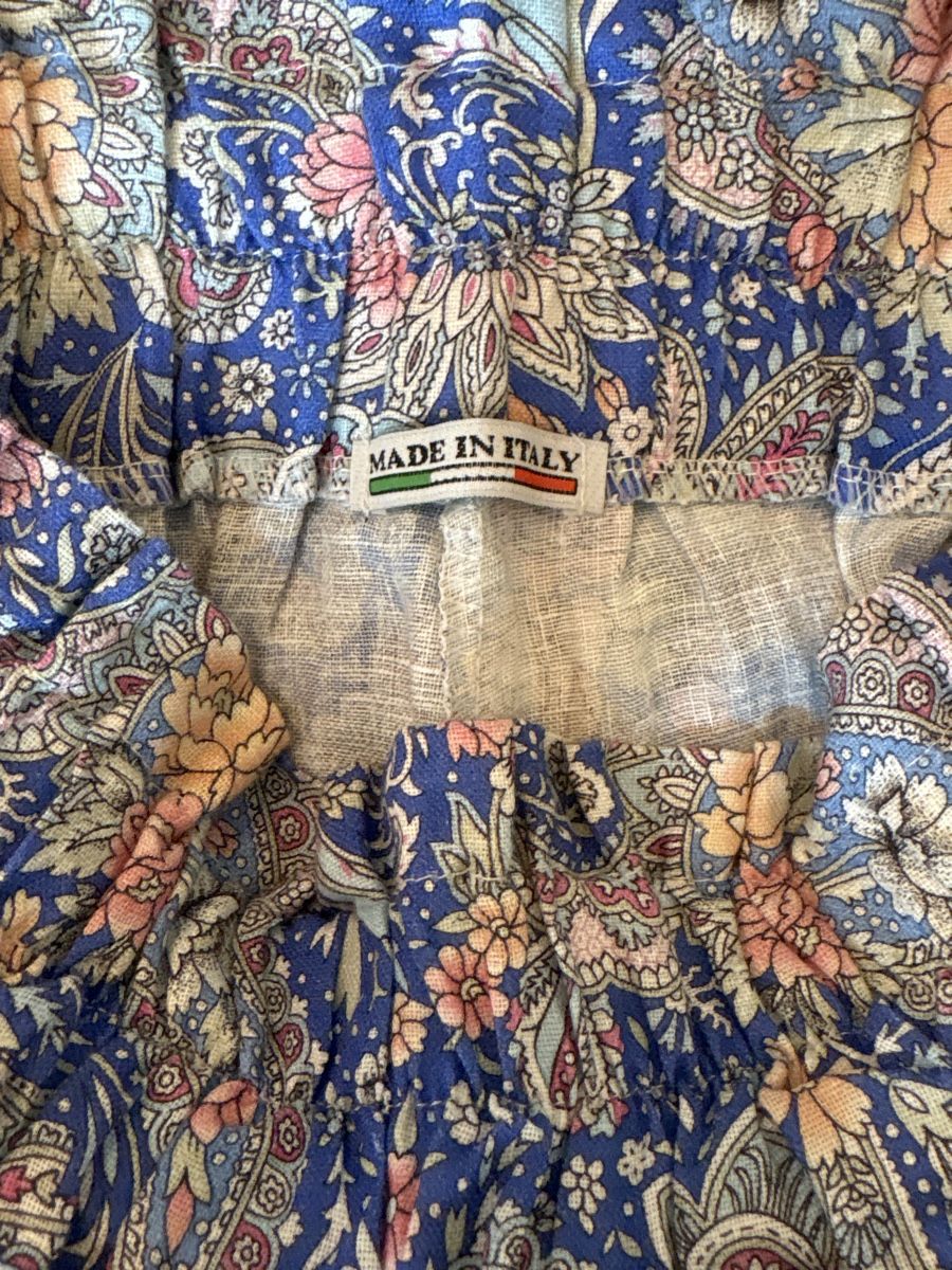 Hosen: Short motifs fleurs bleu et rose – Neu (gemäss Beschreibung) aus Genève von Bouux 1