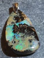 Anhänger Boulder Opal.