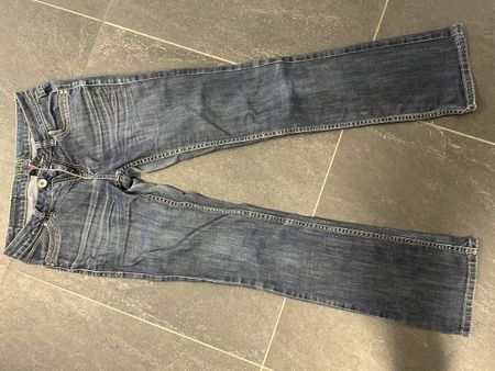 Jean slim denim, taille W29 L32.