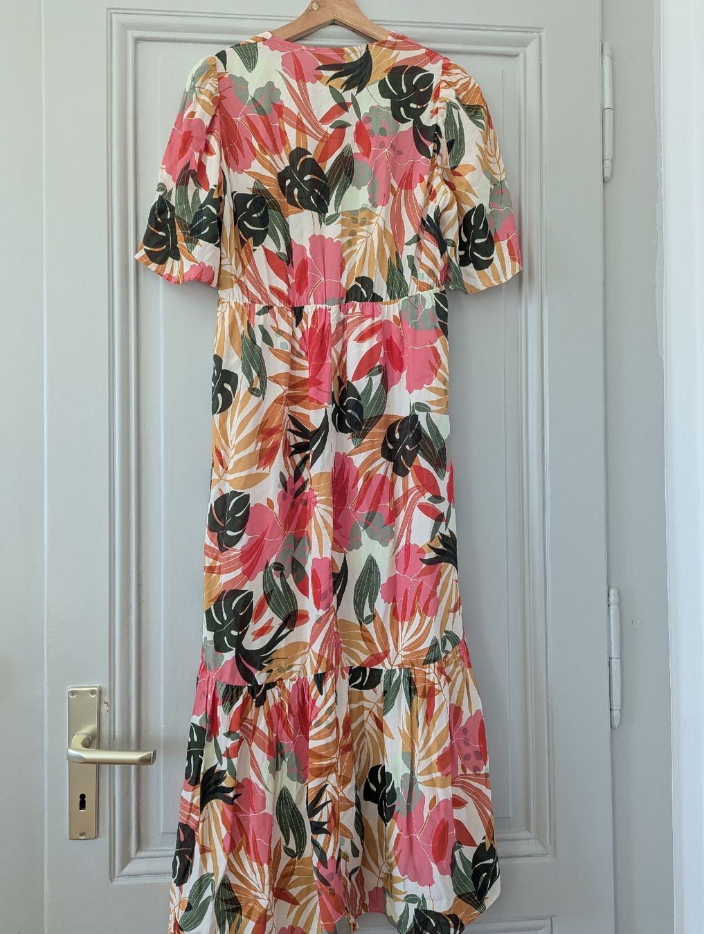 Caroll Vestiti: sublime robe Caroll 36 – Nuovo (secondo la descrizione) da Montreux venduto da dem_gyt9 3
