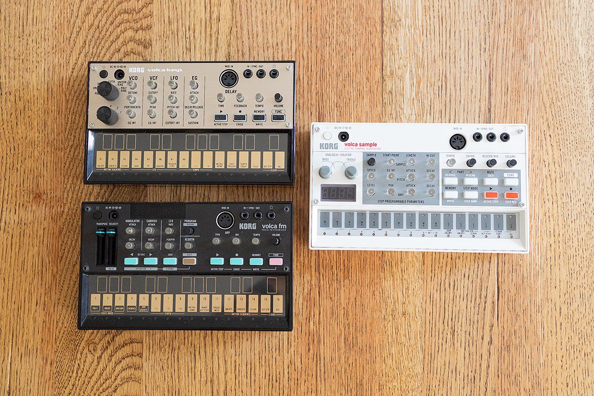 Korg Strumenti musicali: Korg Volca Keys + Volca FM + Volca Sample + iRig Keys Pro – Nuovo (secondo la descrizione) da Bauma venduto da Dindunuffin