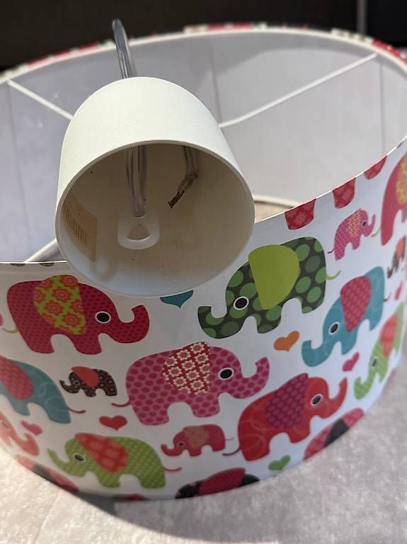 Lampadari & plafoniere: Deckenlampe / Kinderzimmer / Elefant / Leuchte – Usato da Dulliken venduto da Howdah 2